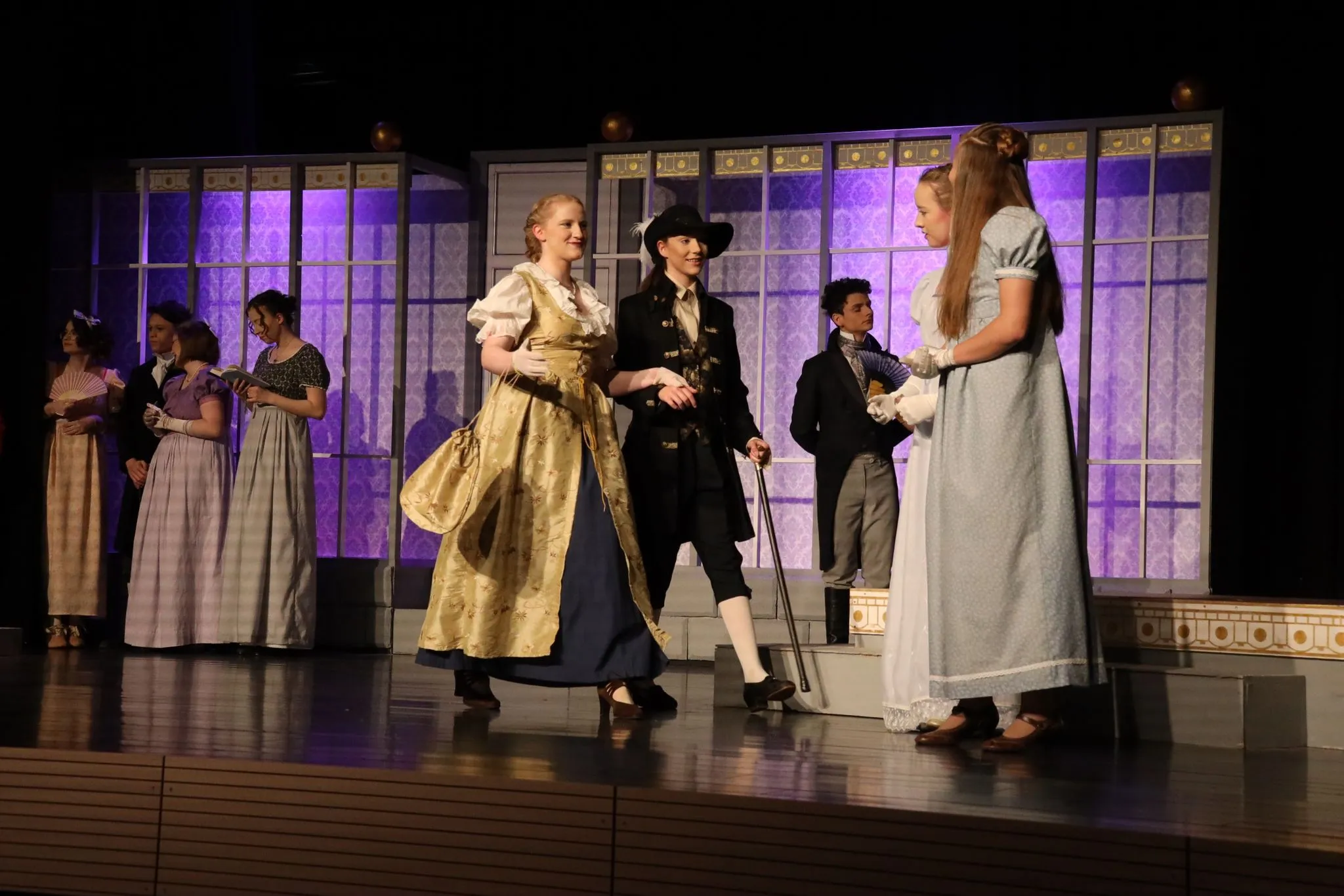 2023 04 Lender Gymnasium Theater Stolz und Vorurteil (2)