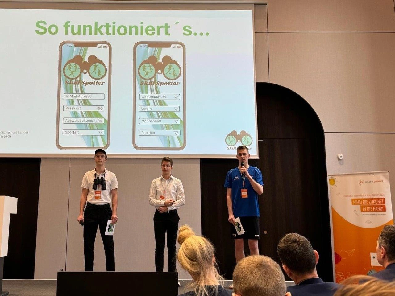 2024 03 Lender Gymnasium SK Jugend gründet Pitchevent München (10)