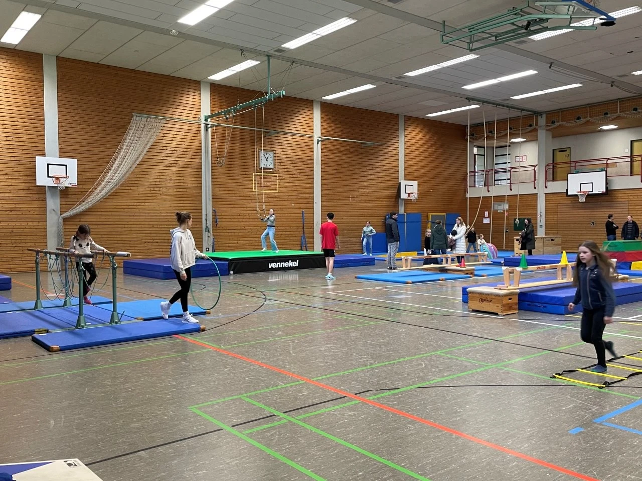 2025 02 Lender Gymnasium Schulleben Tag der offenen Tür (22)