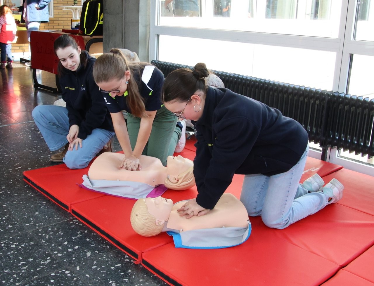 2025 02 Lender Gymnasium Schulleben Tag der offenen Tür (3)