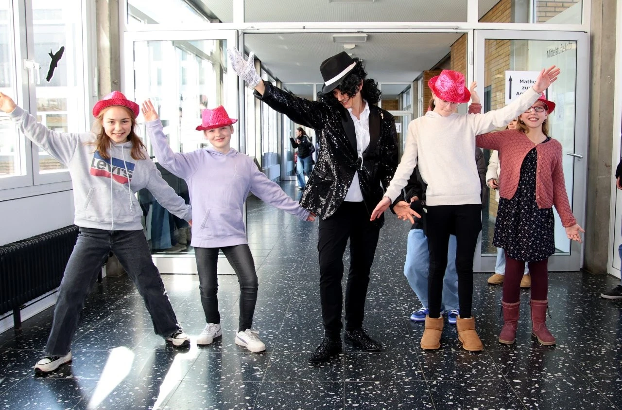 2025 02 Lender Gymnasium Schulleben Tag der offenen Tür (6)