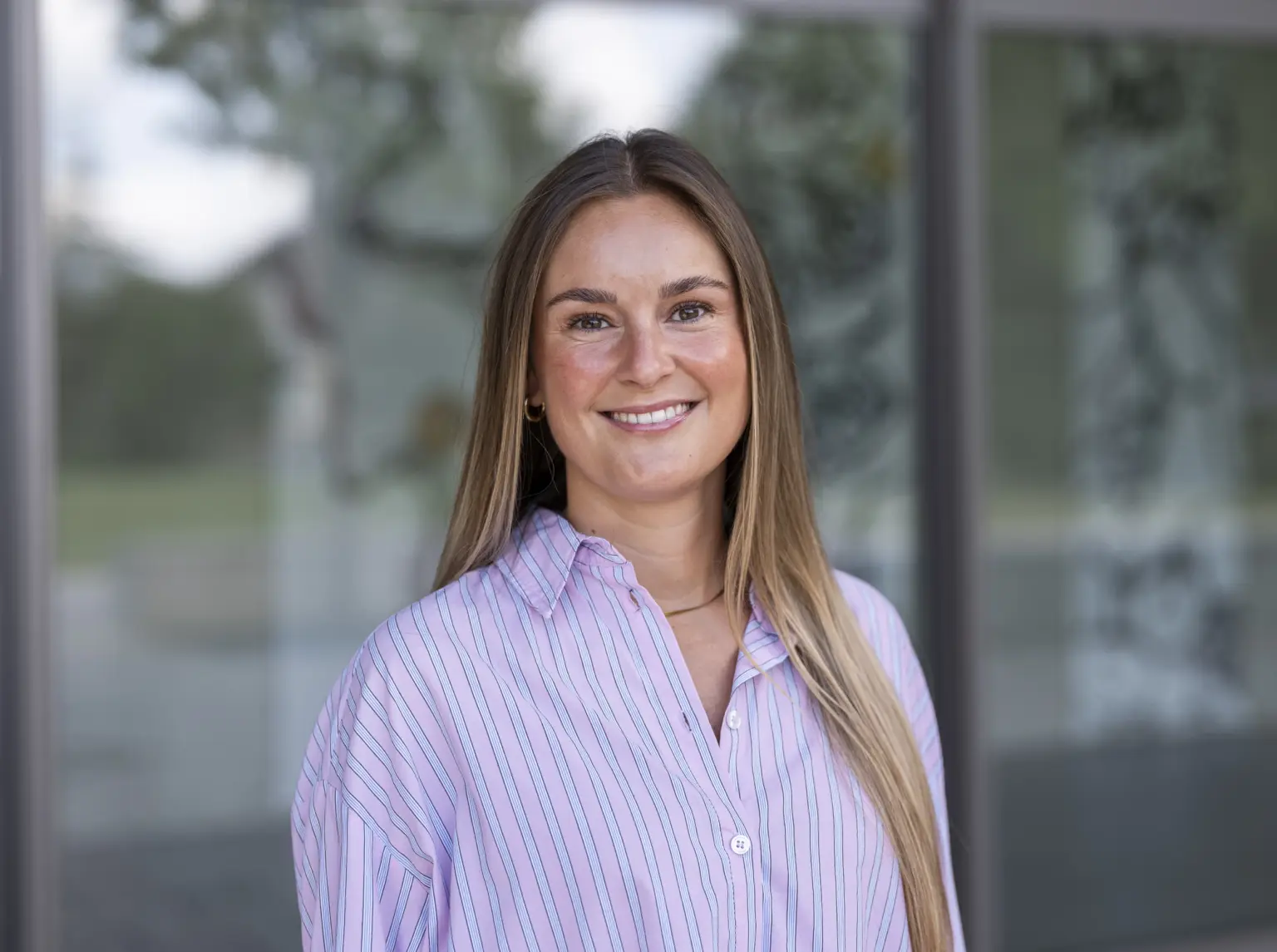 2025 Lender Gymnasium Portrait FIL