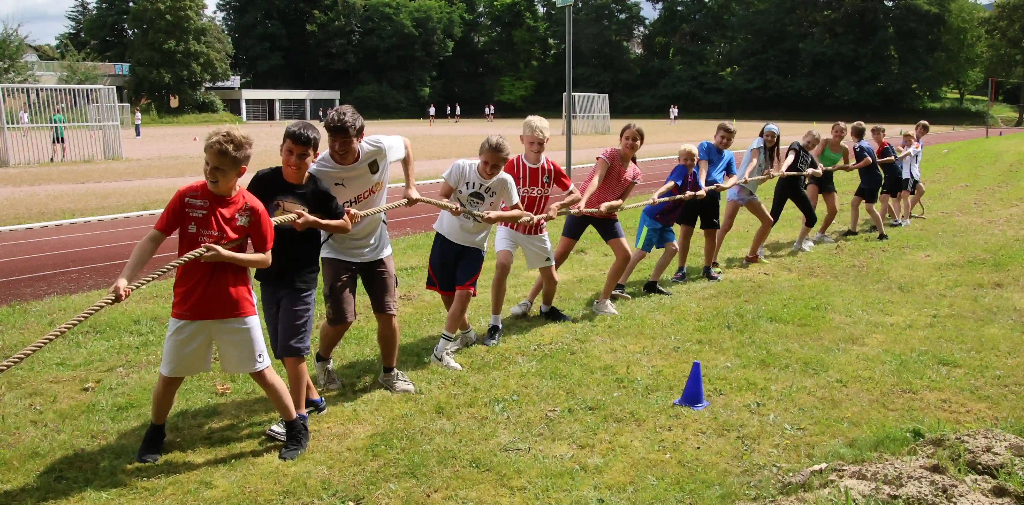2025 Lender Gymnasium Sport Tauziehen