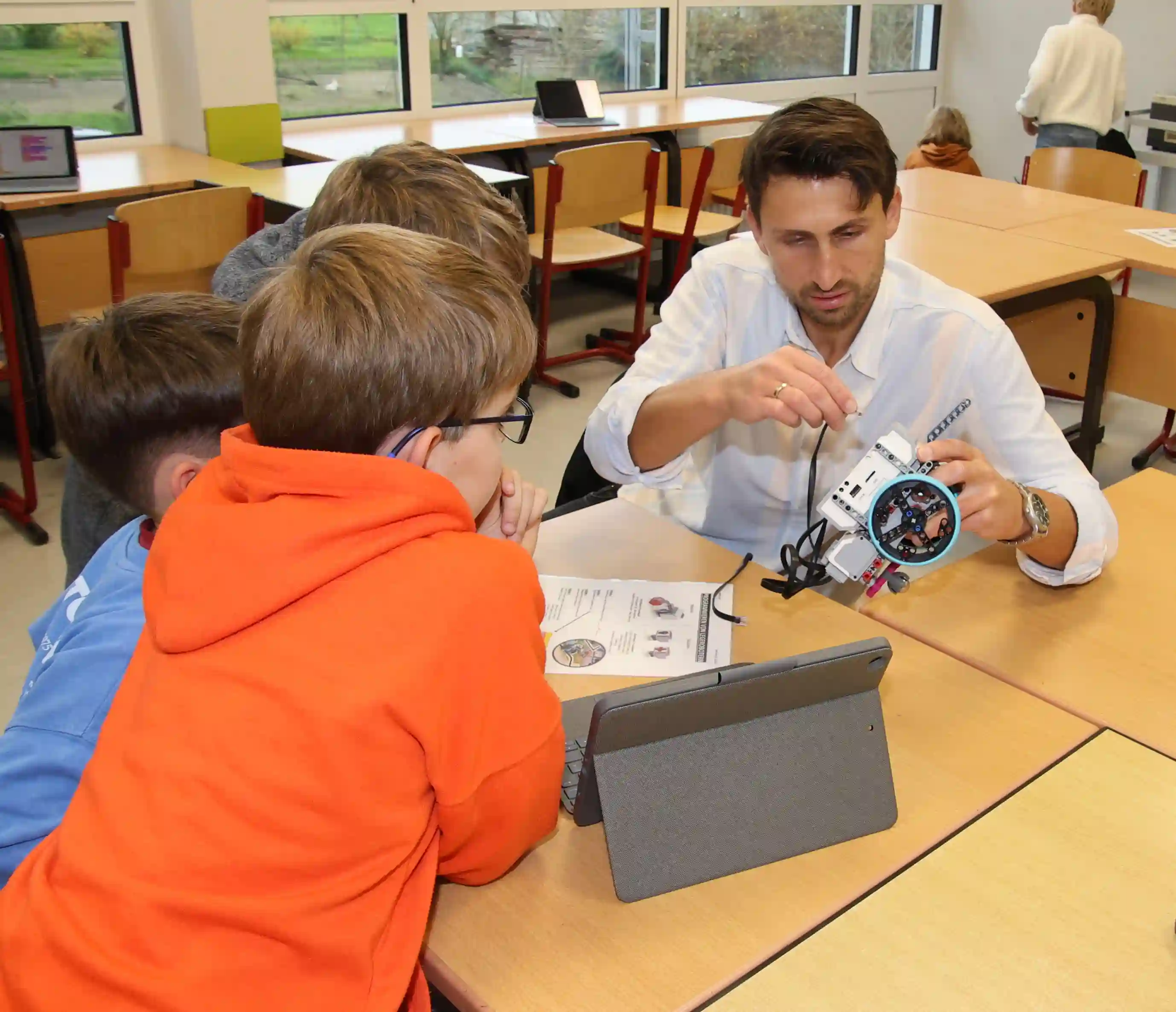 2025 Lender Gymnasium Workshops Robotik