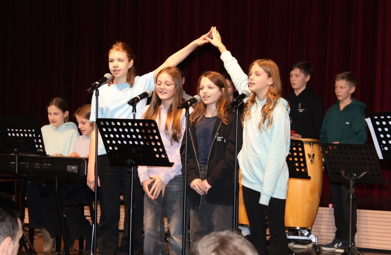 2025 01 Lender Gymnasium Musik Lender musiziert (11)