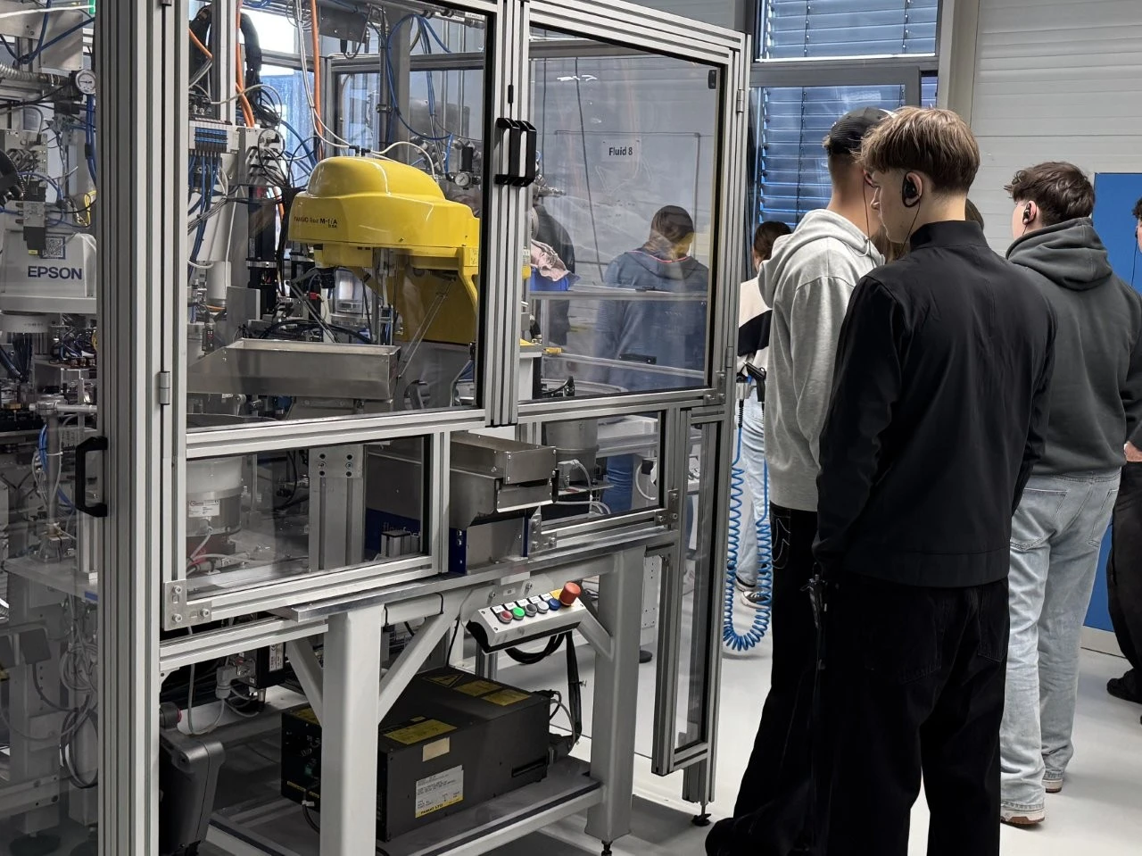 2025 05 Lender Gymnasium Wi Exkursion Zimmergroup (2)