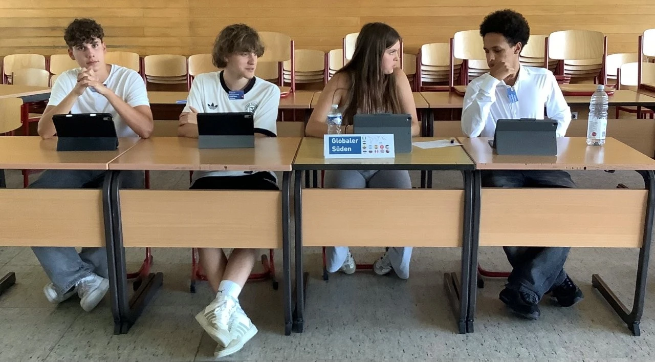 2025 07 Lender Gymnasium GmK UN Klimakonferenz (7)