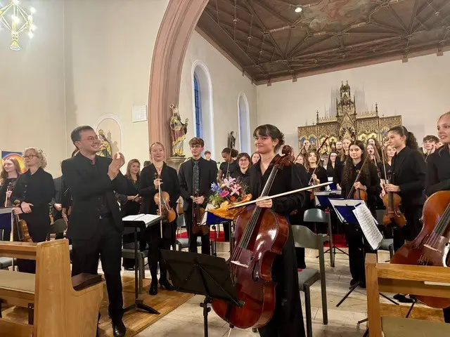 2025 10 lender gymnasium musik orchesterkonzert 2