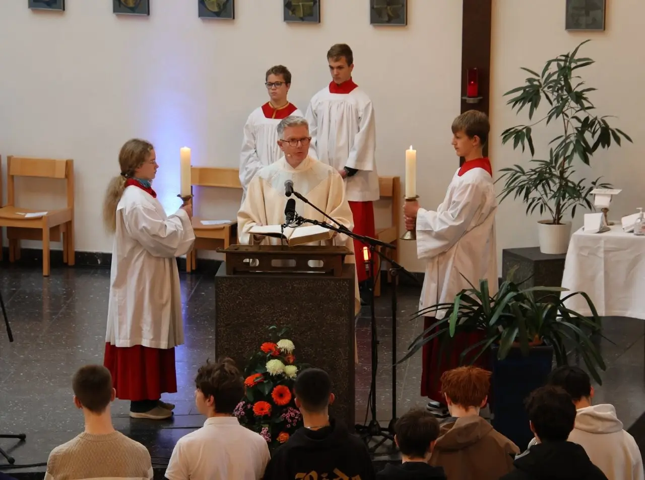 2025 11 lender gymnasium schulseelsorge radiogottesdienst 4 bernd walter 1