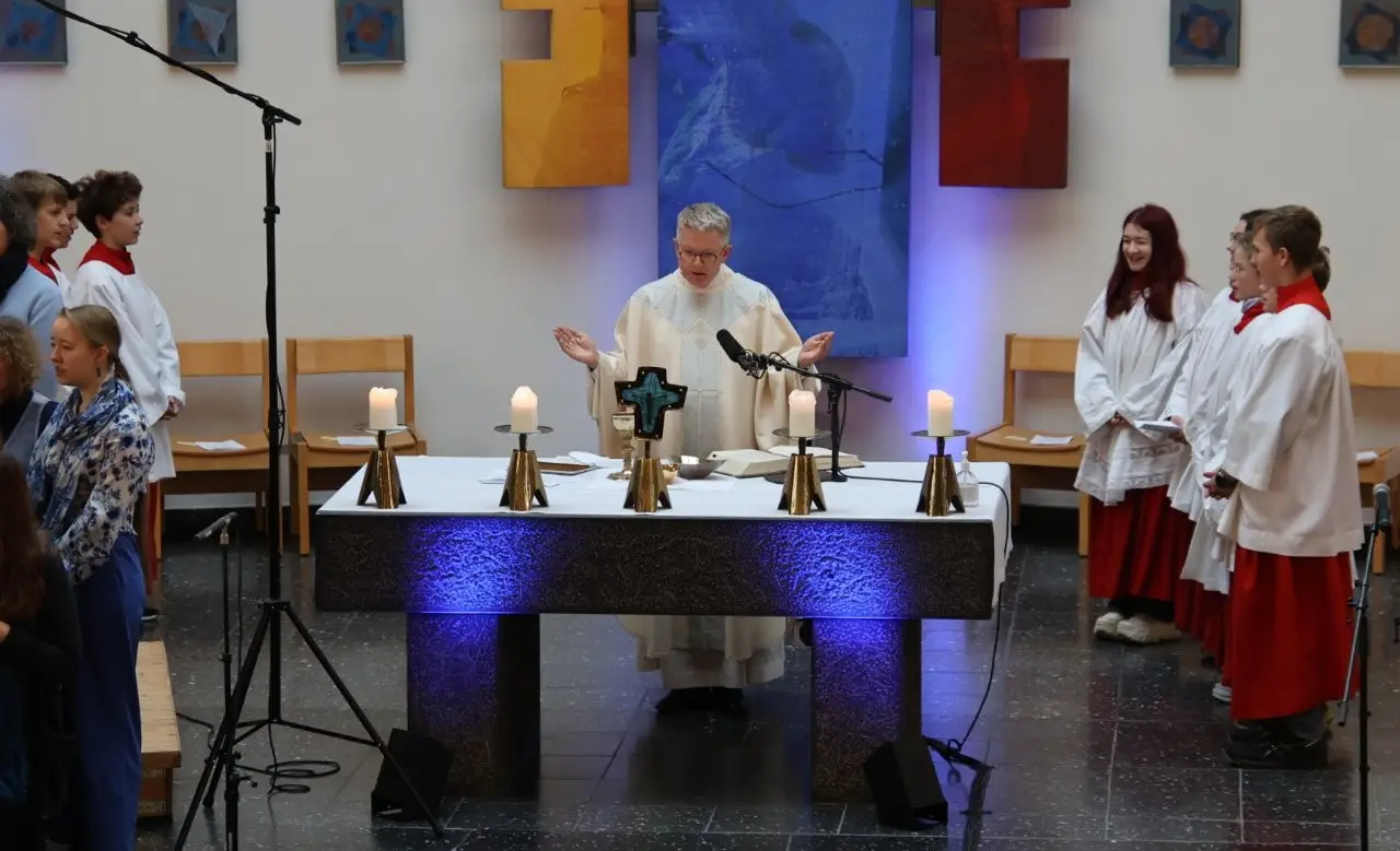 2025 11 lender gymnasium schulseelsorge radiogottesdienst 5 bernd walter 3