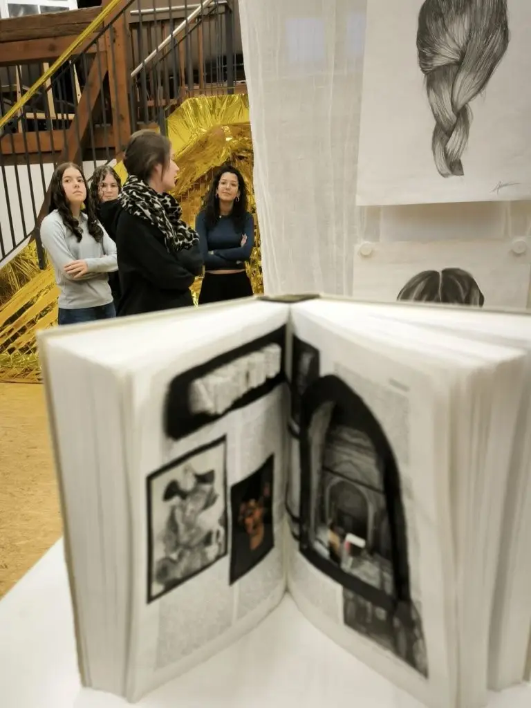 2025 12 lender gymnasium kunst ausstellung 5