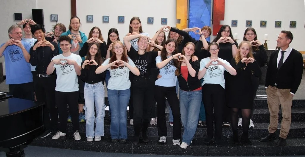 2025 12 lender gymnasium musik israel video