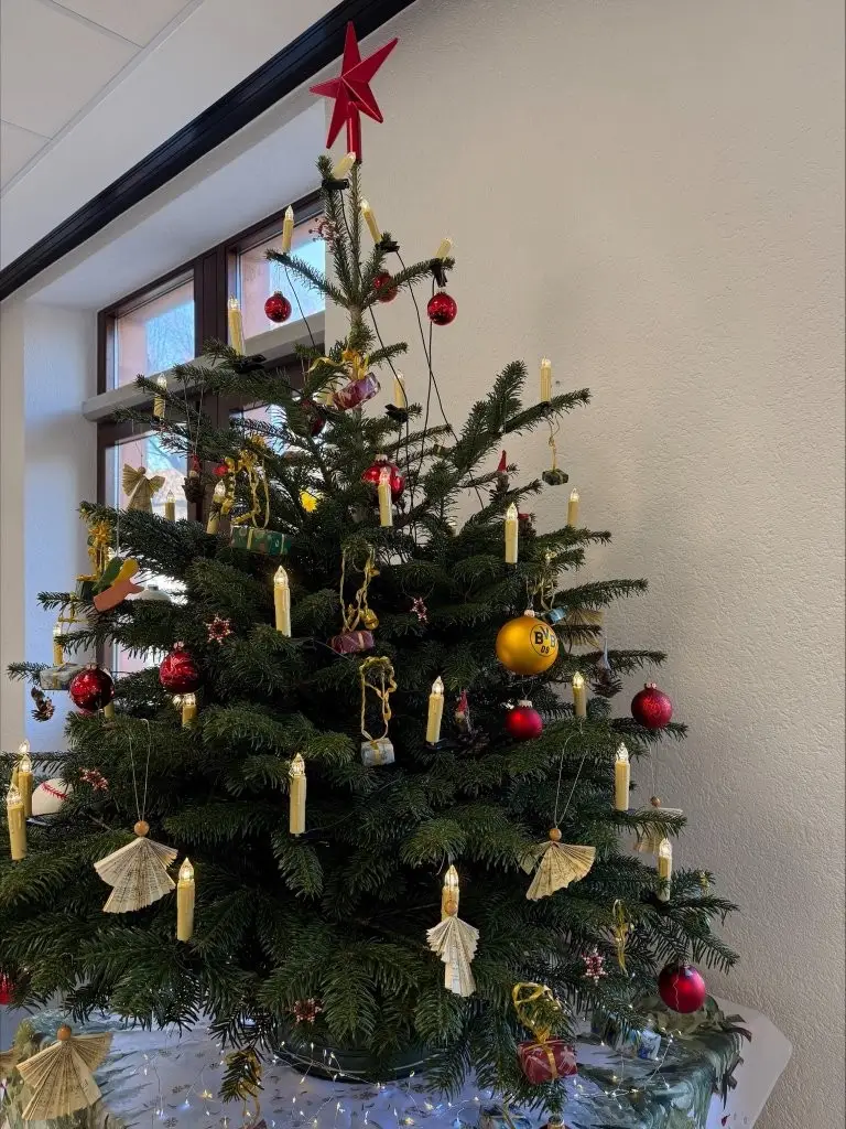 2025 12 lender gymnasium tagesheim weihnachten 3
