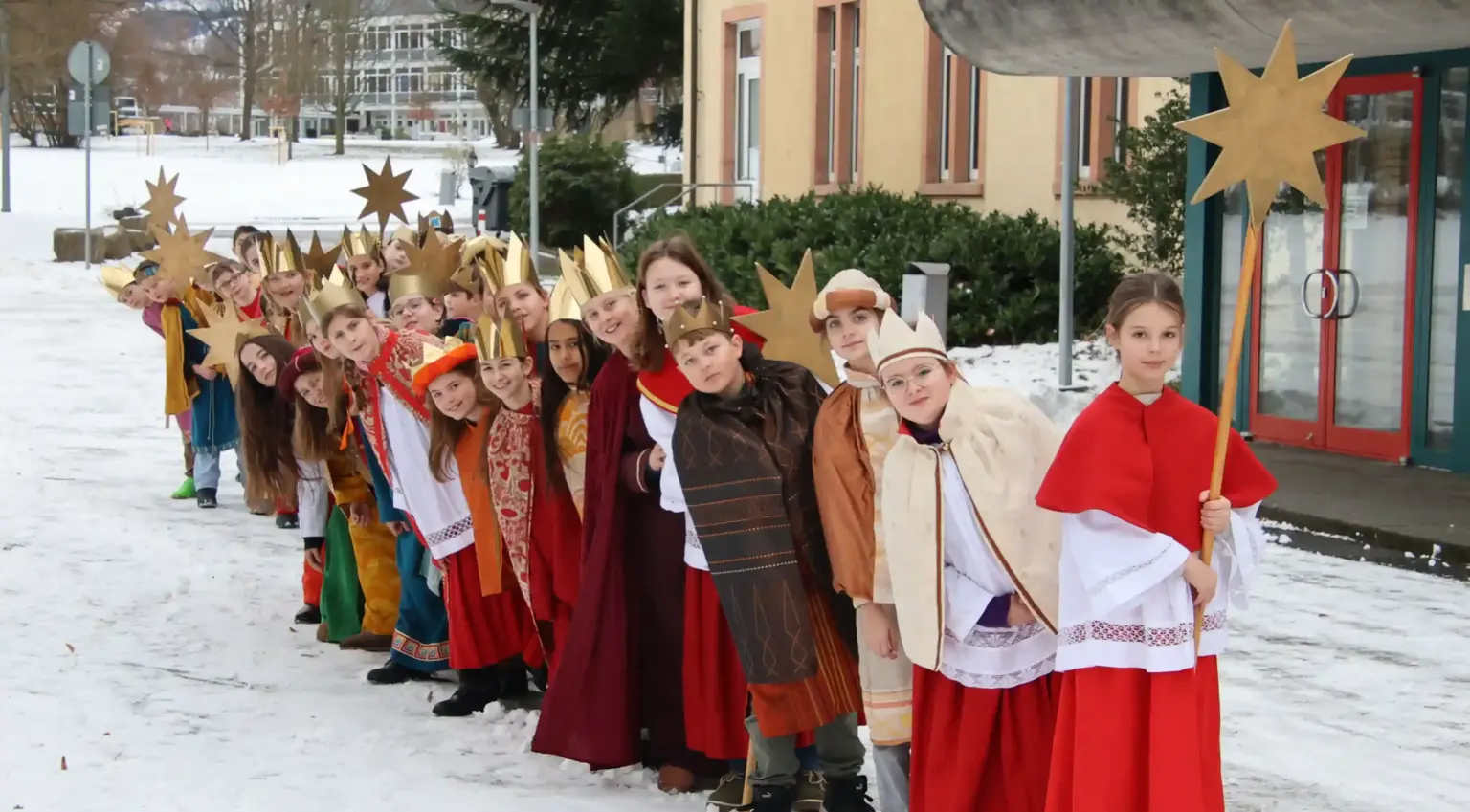 2026 01 Lender Gymnasium Schulseelsorge Sternsinger (2)