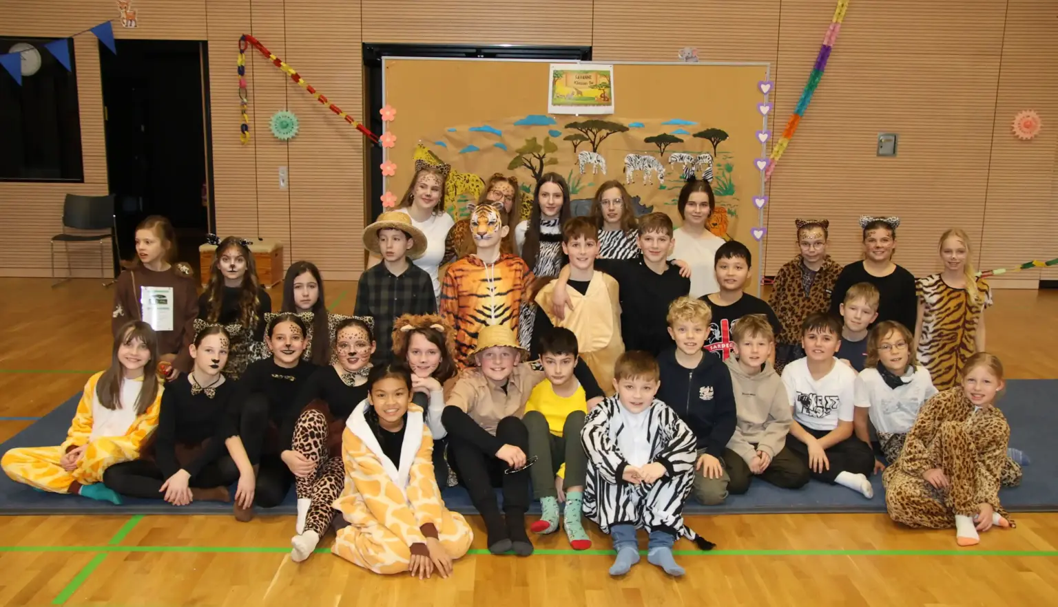 2026 02 Lender Gymnasium Schulleben Sextanerfastnacht (15)