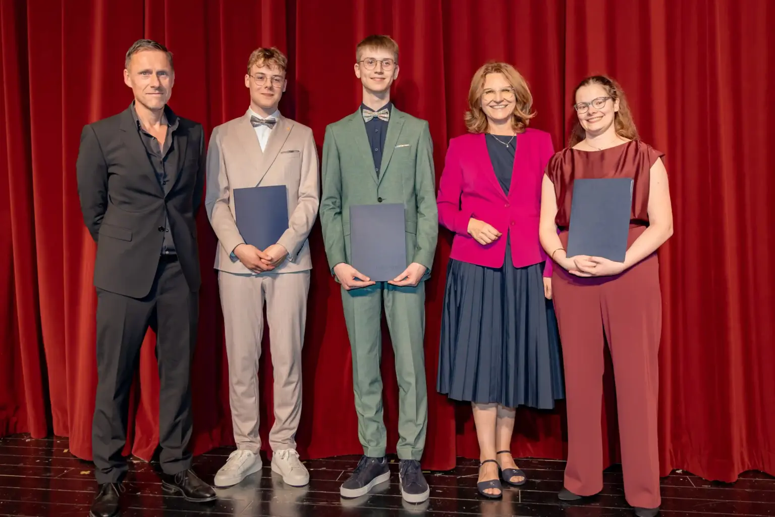 2026 07 Lender Gymnasium Abitur AG (10)