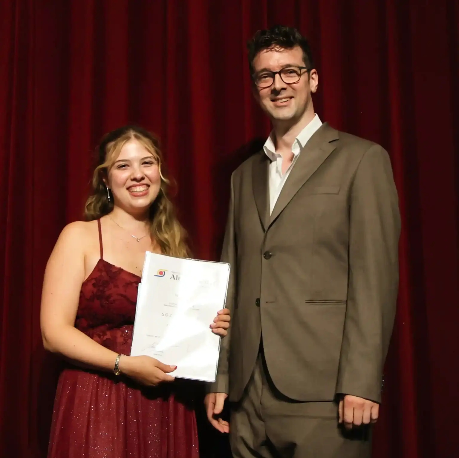2026 07 Lender Gymnasium Abitur BG (01)