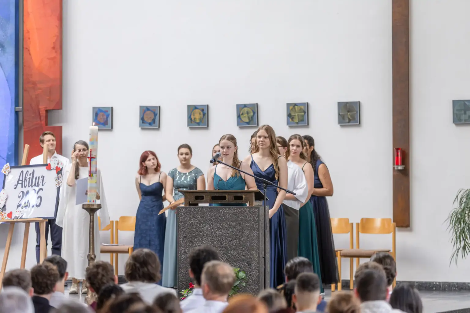 2026 07 Lender Gymnasium Abitur BG (02)