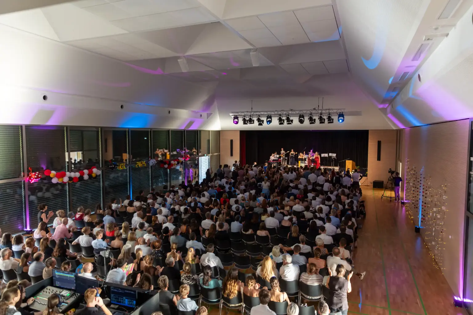 2026 07 Lender Gymnasium Abitur BG (10)