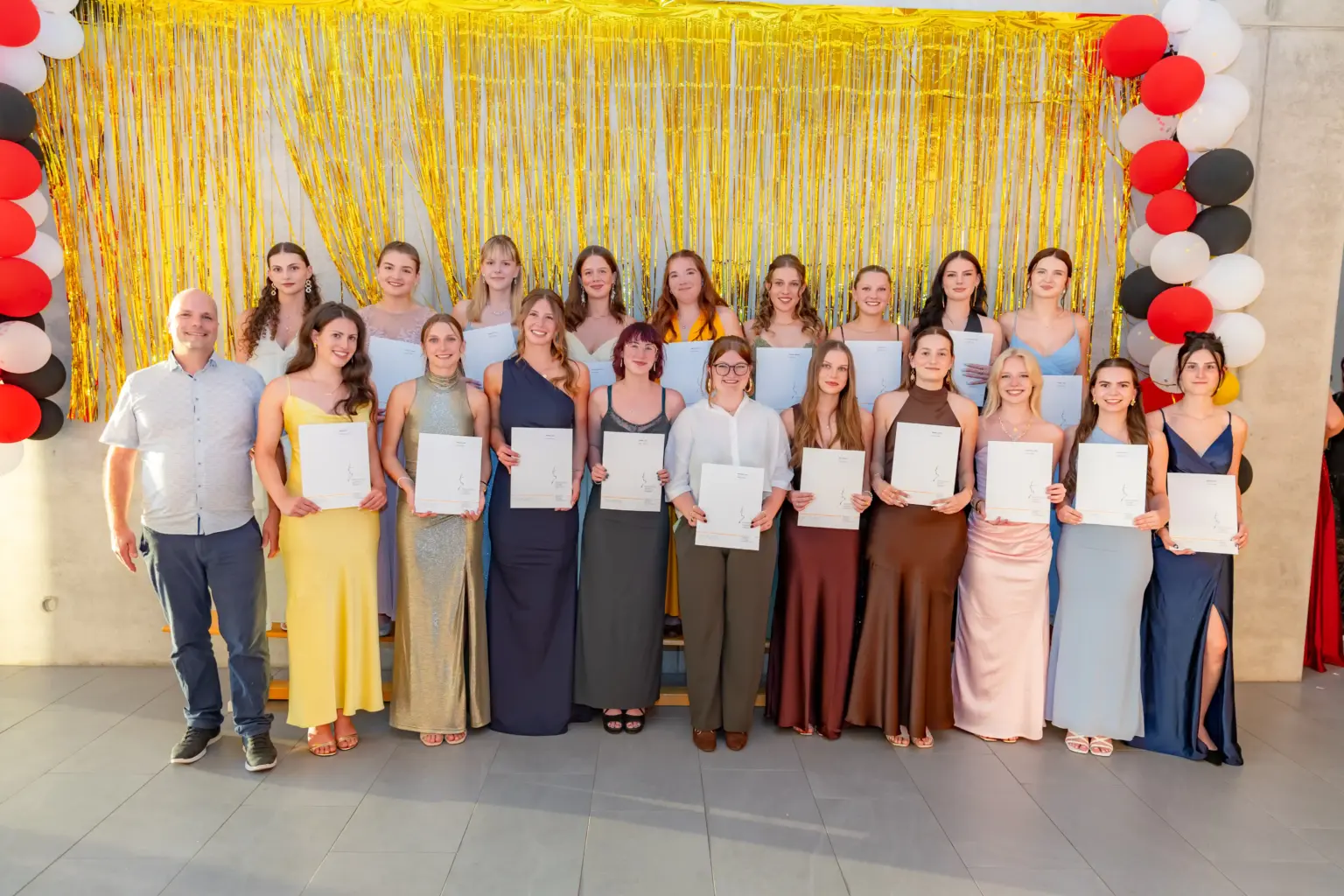 2026 07 Lender Gymnasium Abitur BG (16)