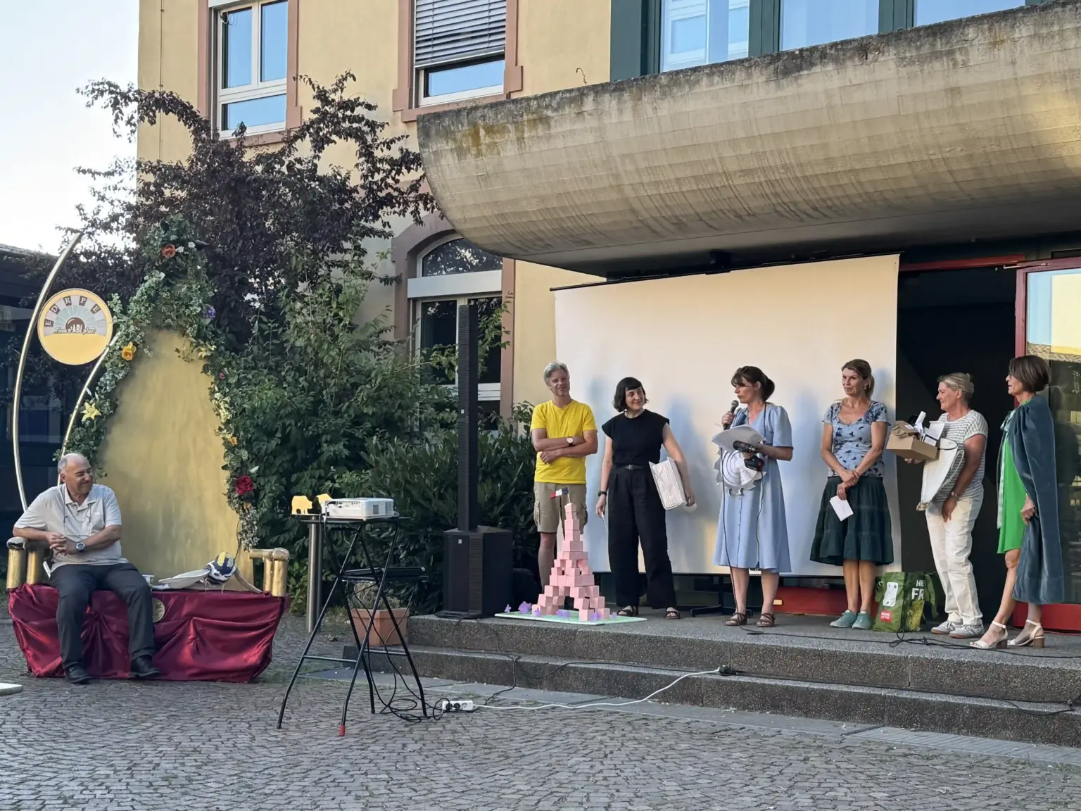 2026 07 Lender Gymnasium Schulleben Kollegenabschied (4)