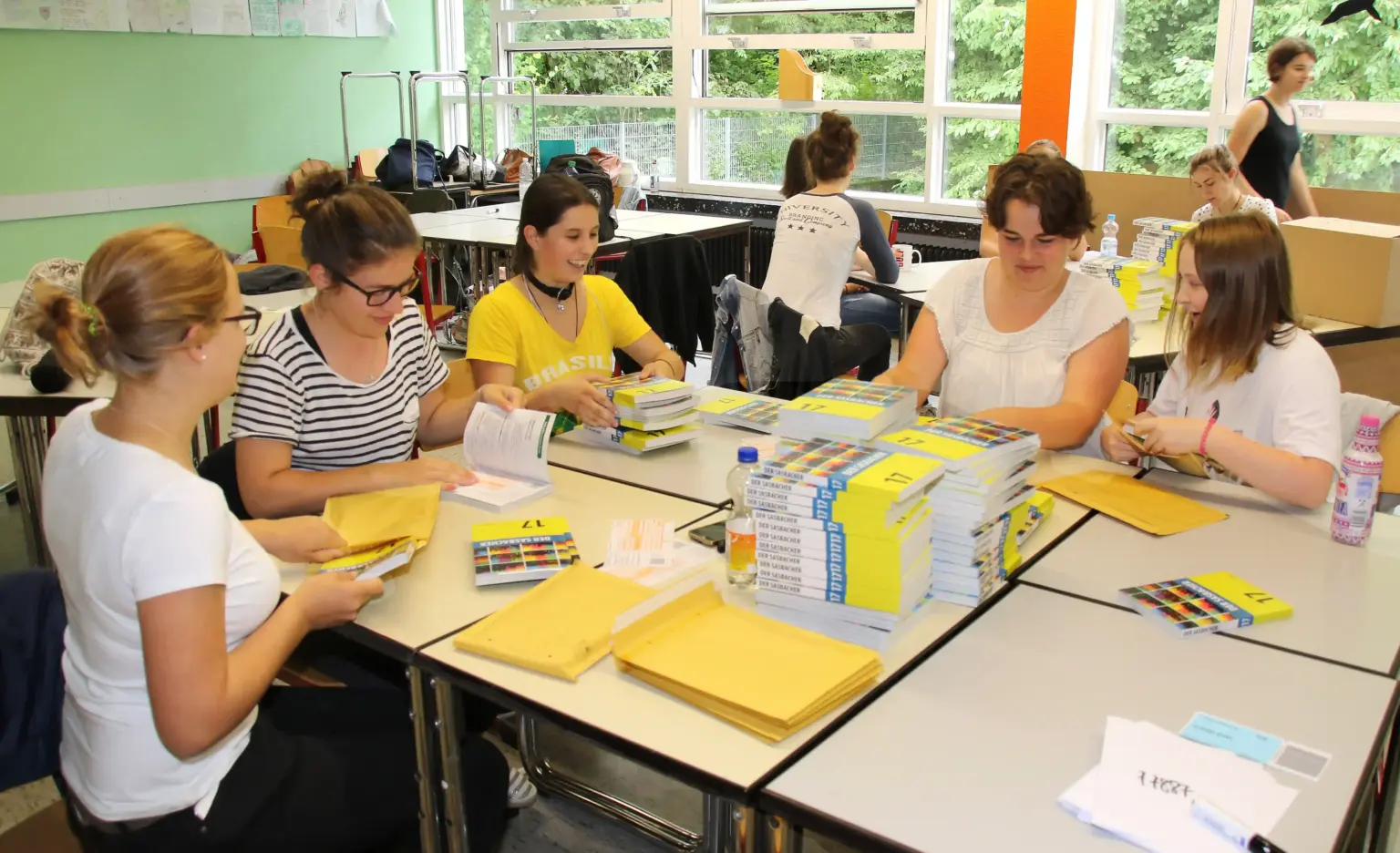 2026 10 Lender Gymnasium Der erste Sasbacher2 2017 Sasbacher erstmals in Farbe 3