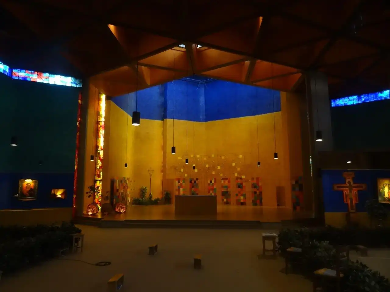 Lender AG Taize Kachel